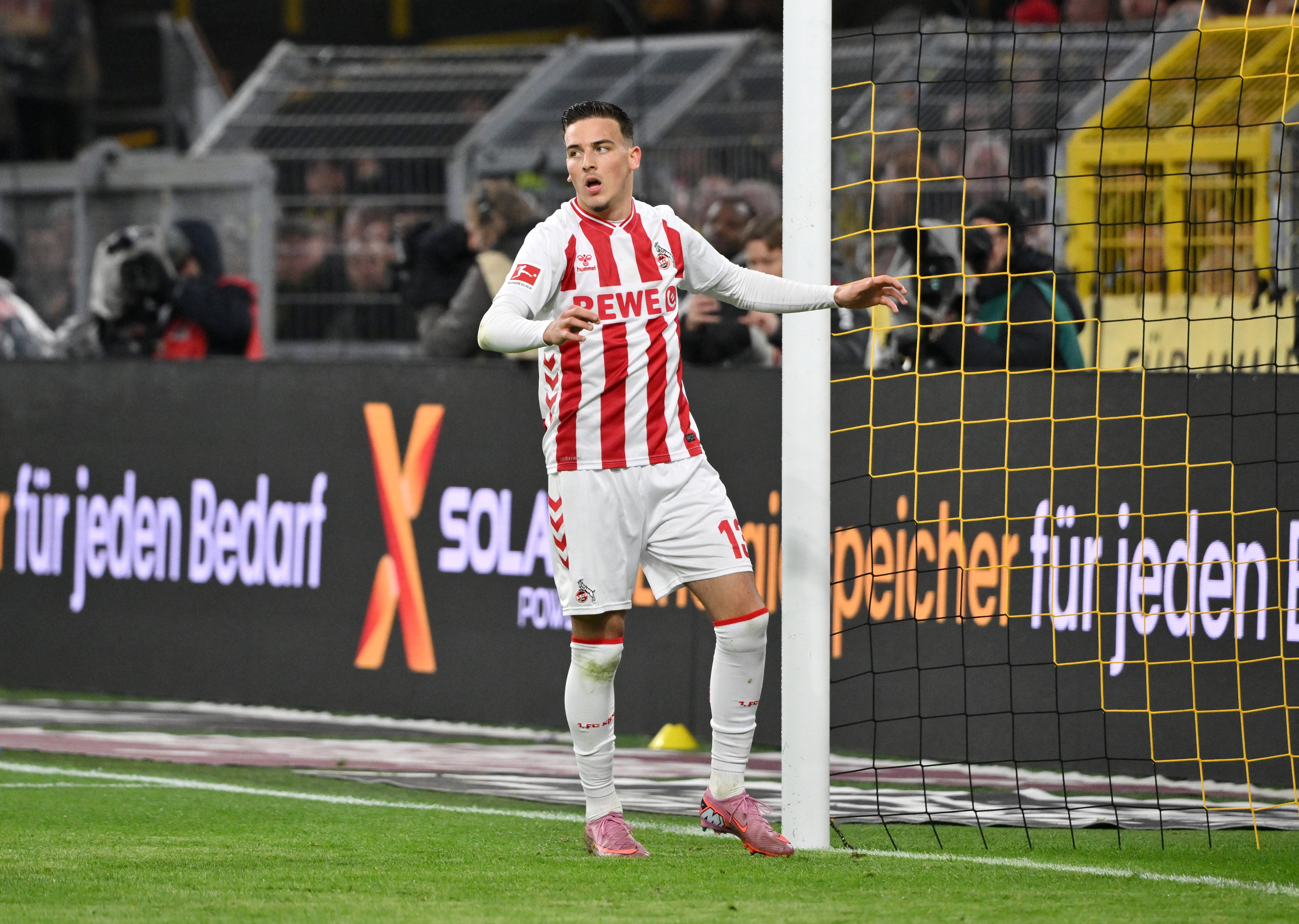 藥廠加入科隆新星爭奪戰(zhàn) 布萊頓報價已獲球員家庭認可 藥廠加入科隆新星爭奪戰(zhàn) 布萊頓報價已獲球員家庭認可