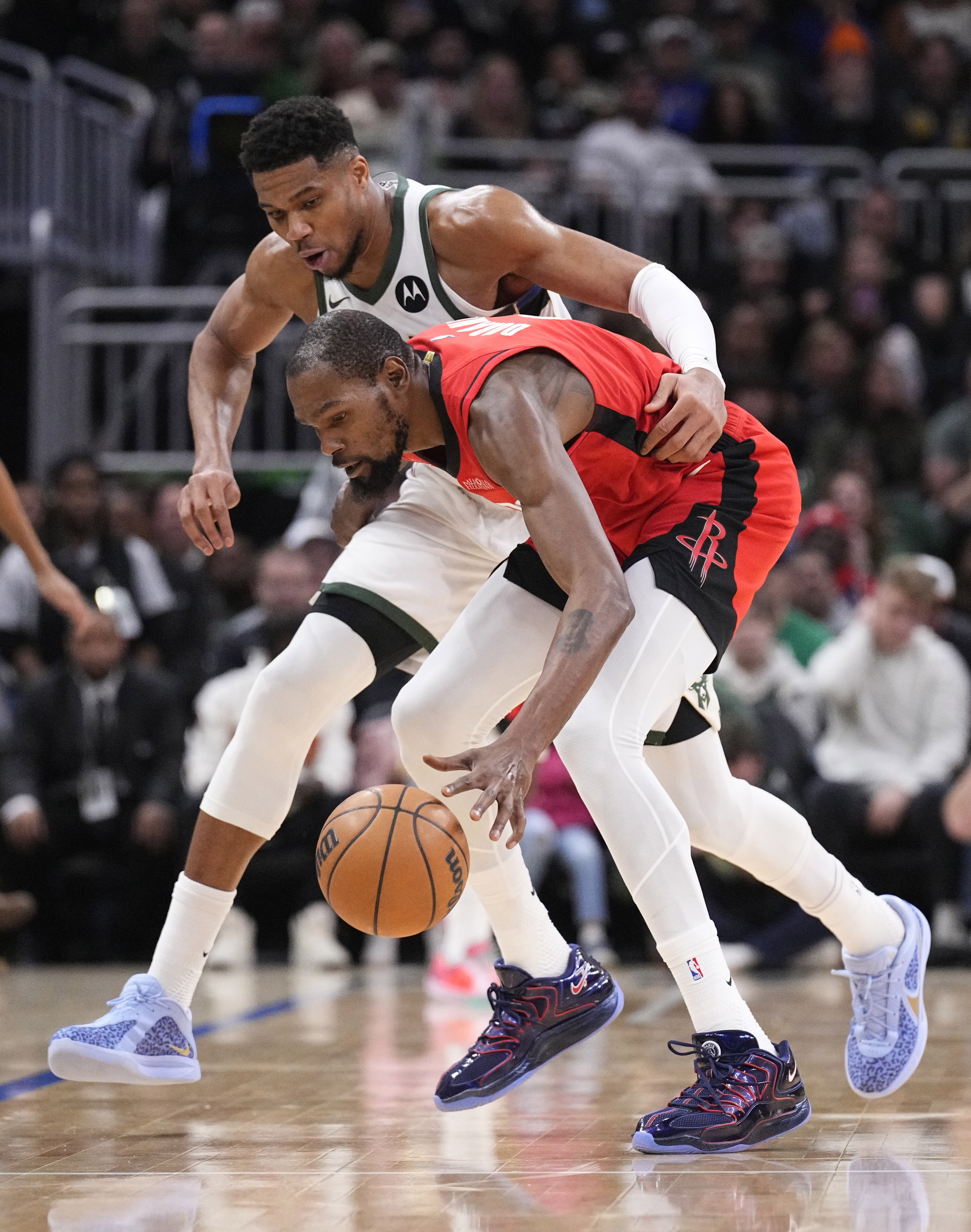 火箭休賽期或全力追逐字母哥 籌碼涉及申京史密斯