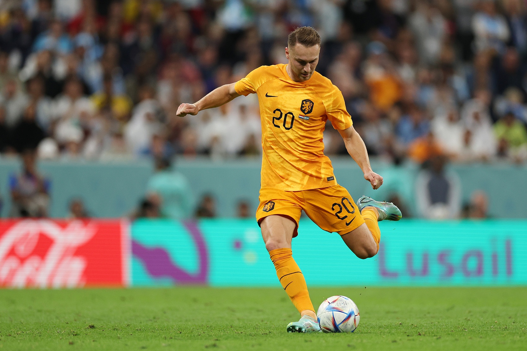 庫普梅納斯詳解菱形站位偽邊鋒角色 直言一對(duì)一非所長