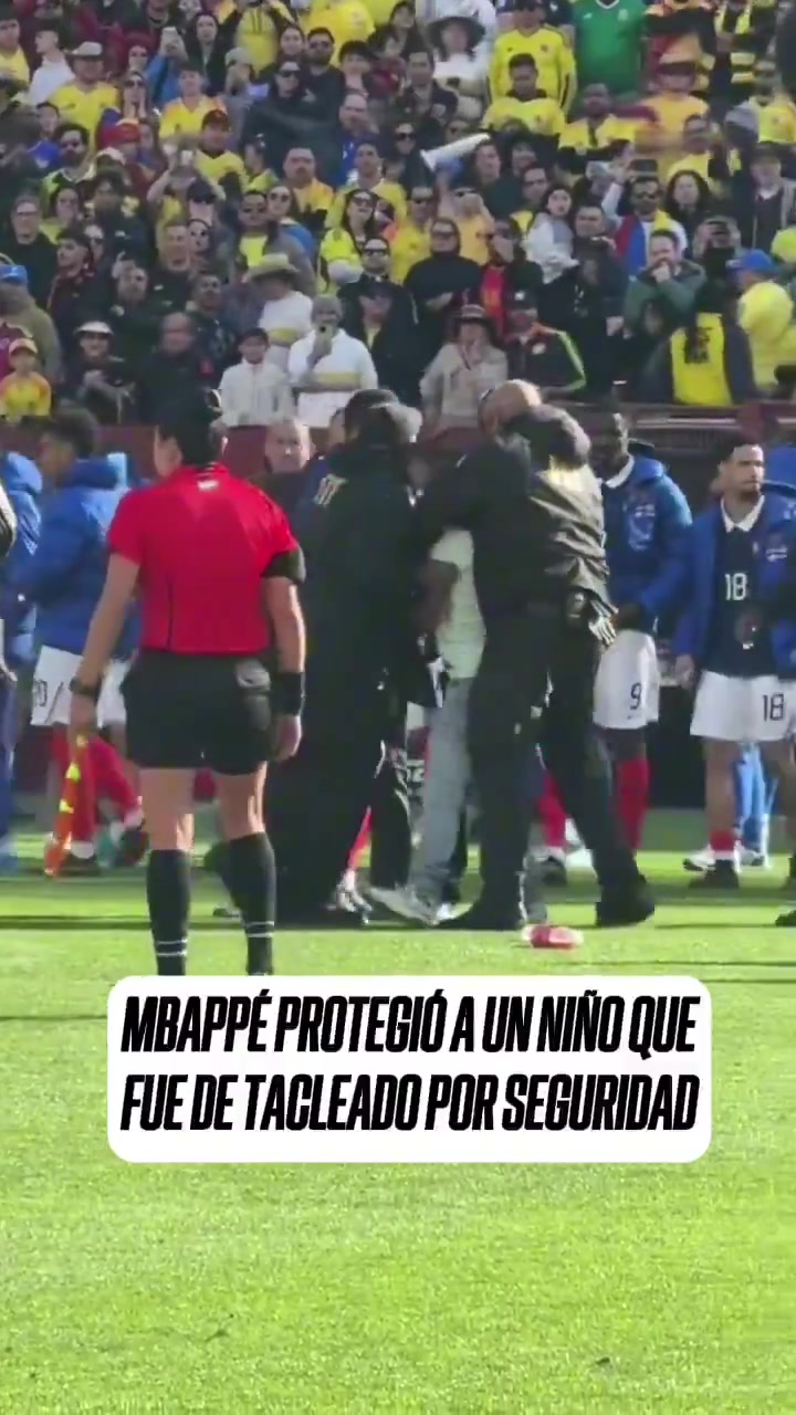 法國隊美國熱身三球勝哥倫比亞 姆巴佩替補建功后處理球迷沖場