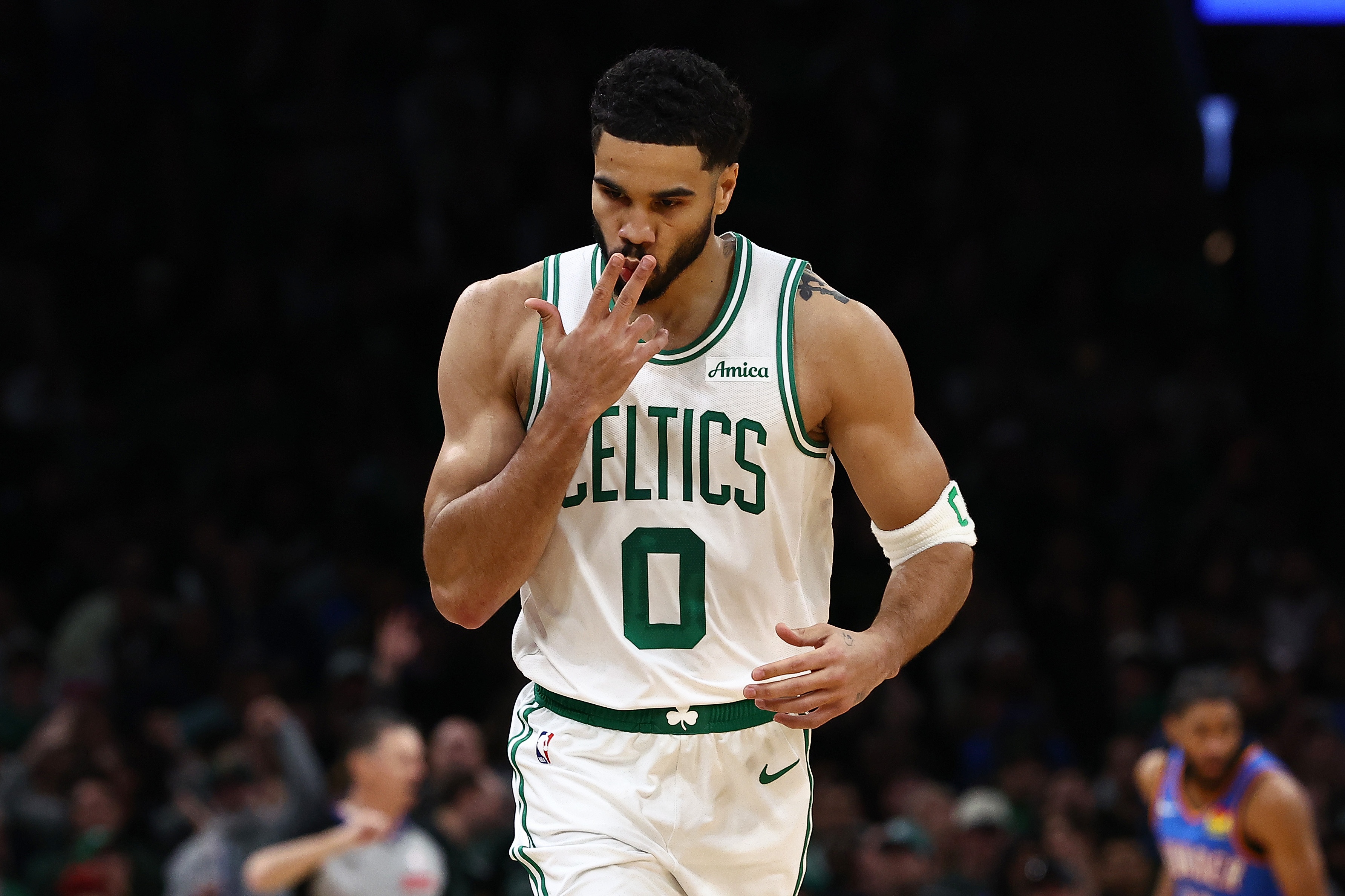 塔圖姆復(fù)出后最佳一戰(zhàn) 32+5+8率綠軍輕取黃蜂 塔圖姆復(fù)出后最佳一戰(zhàn) 32+5+8率綠軍輕取黃蜂