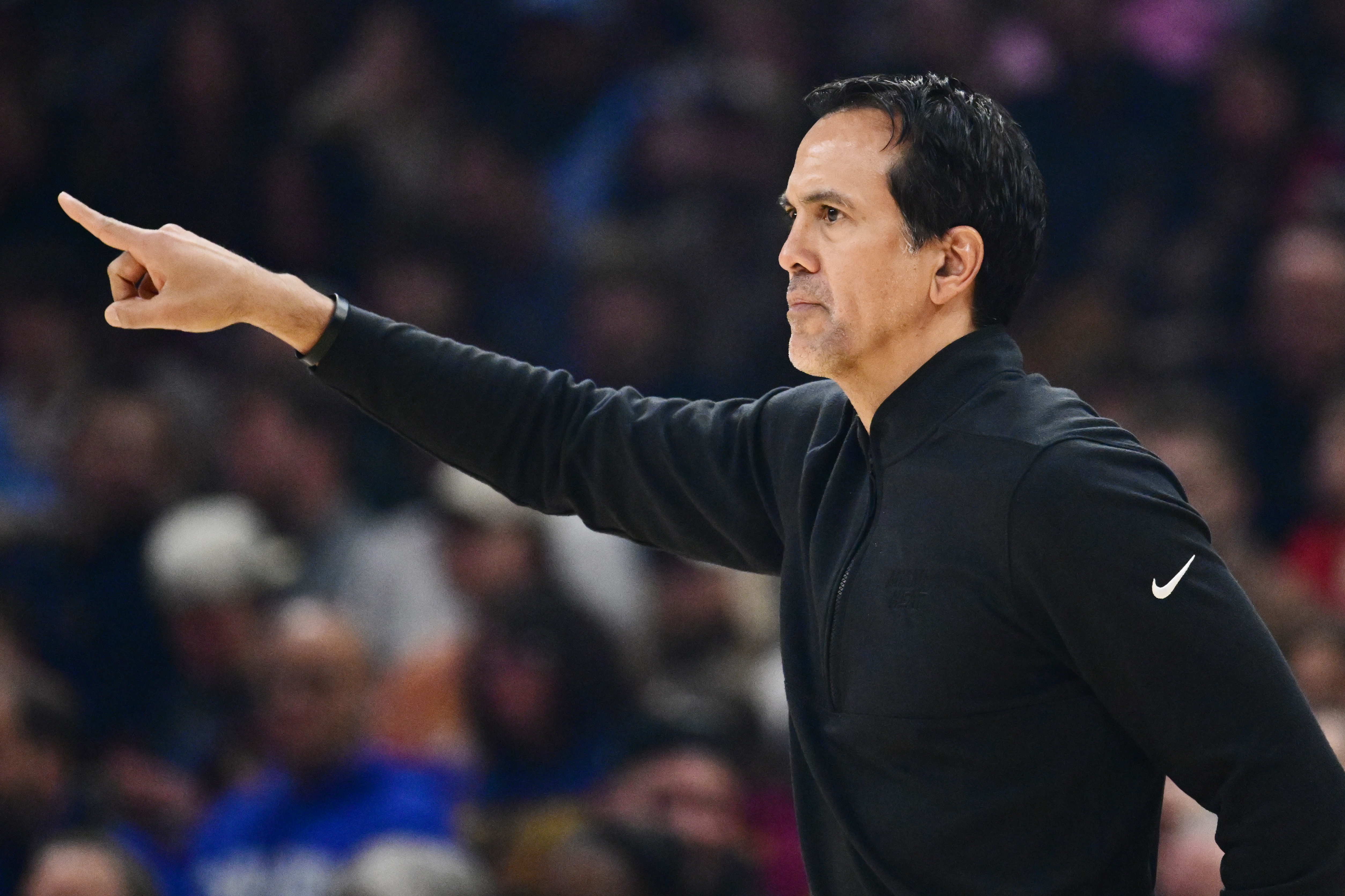 比爾·西蒙斯指熱火或故意守第十 稱其自信能贏任何附加賽對(duì)手