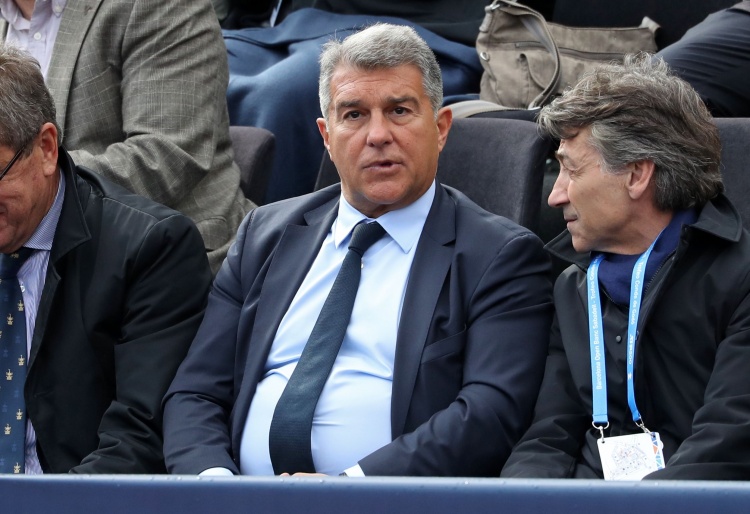 哈維炮轟拉波爾塔 梅西回歸失敗源于權(quán)力恐懼 哈維炮轟拉波爾塔 梅西回歸失敗源于權(quán)力恐懼