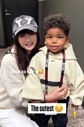 楊瀚森女友場邊互動引關注 韓喬生評其NBA情商