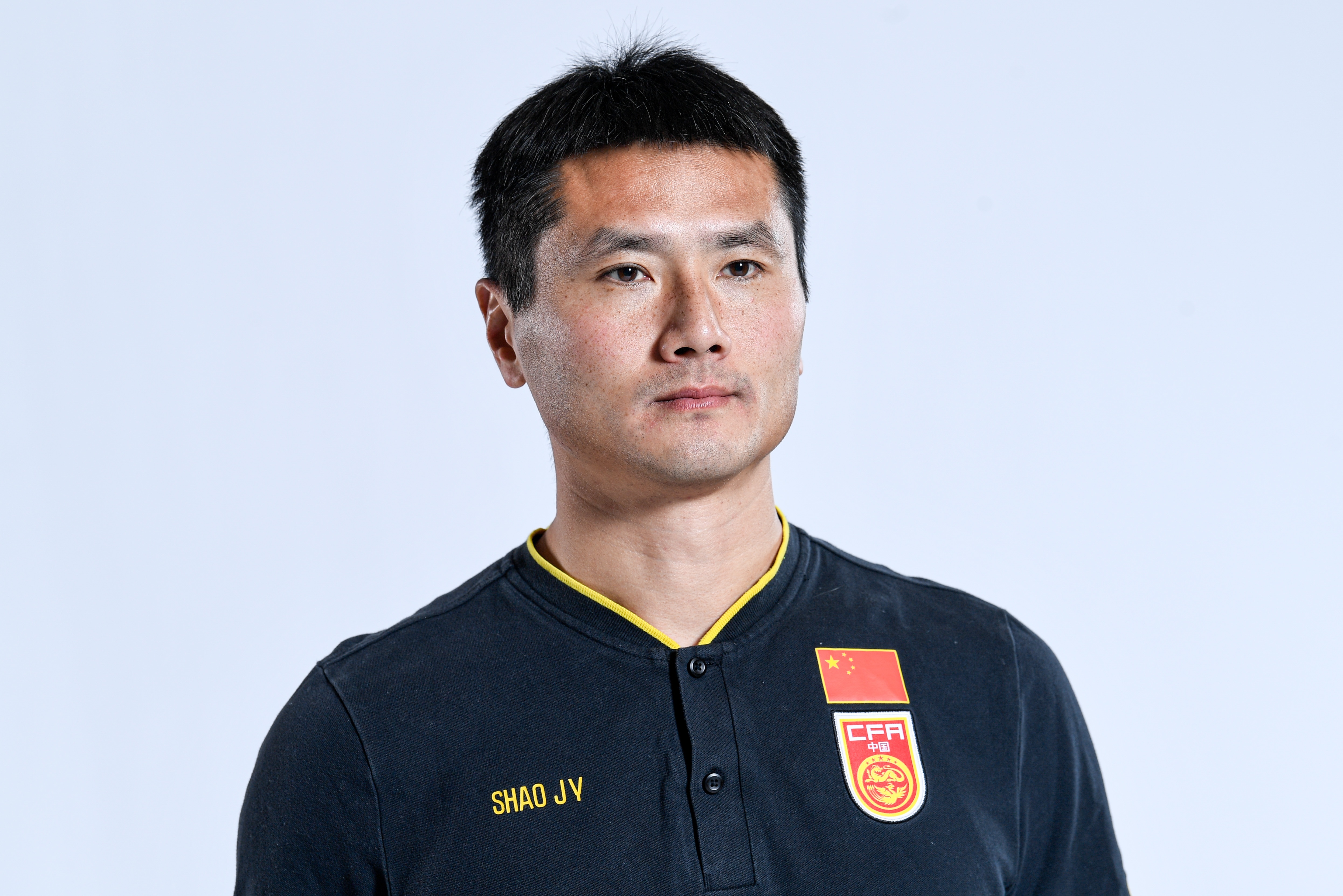 國足0-2喀麥隆 邵佳一臨場調(diào)整收效 進攻頑疾未解