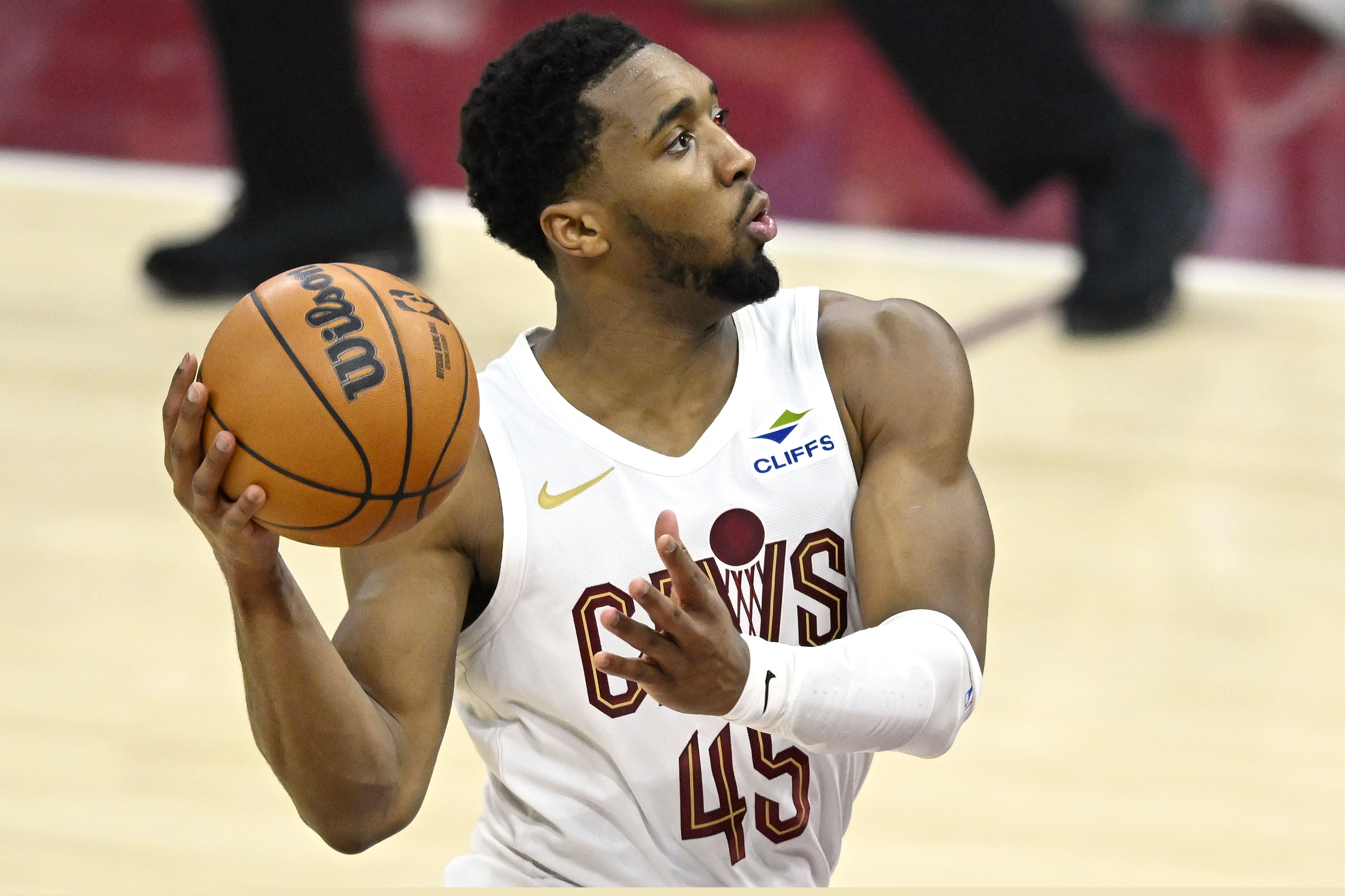 米切爾騎士生涯197場20+超弗瑞 隊史第五緊追歐文