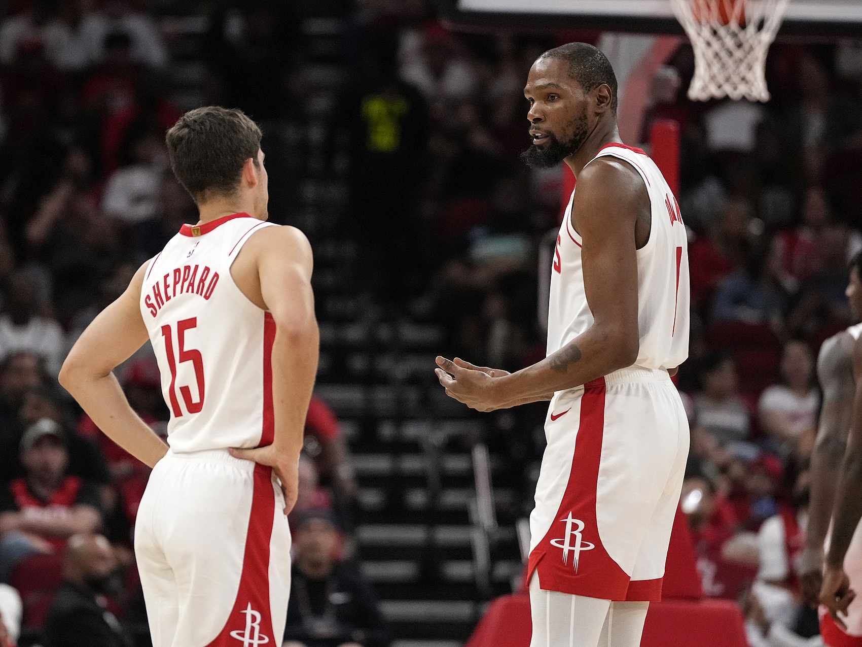 杜蘭特點出謝潑德蛻變關鍵 火箭替補控衛(wèi)節(jié)奏掌控顯著提升 杜蘭特點出謝潑德蛻變關鍵 火箭替補控衛(wèi)節(jié)奏掌控顯著提升