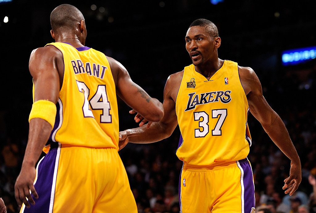 巴恩斯回憶科比防守執(zhí)念 為防對方箭頭與阿泰爭搶任務