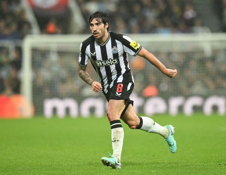 歐足聯(lián)嚴(yán)審紐卡球場(chǎng)租賃權(quán)交易 財(cái)務(wù)壓力或致夏窗出售核心球員