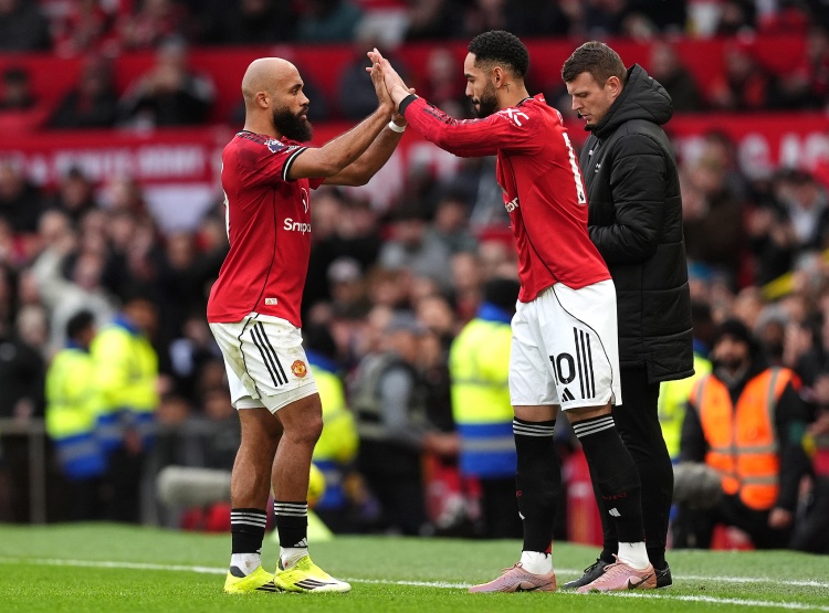 姆伯莫專訪：齊達(dá)內(nèi)埃托奧啟蒙 阿扎爾集錦是必修課