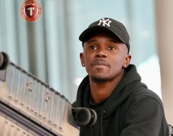 里昂追討熱菲尼奧轉(zhuǎn)會費 指控前老板特克斯托爾關聯(lián)交易違規(guī)