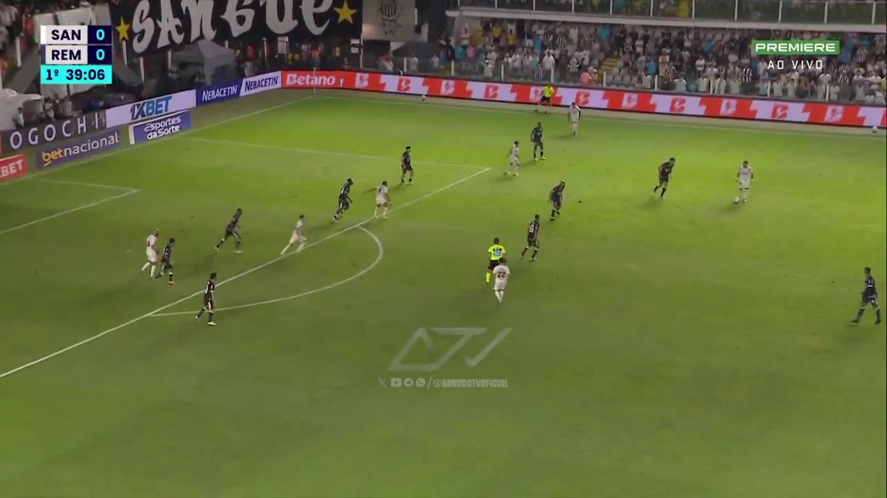 內(nèi)馬爾助攻染黃停賽 桑托斯主場兩球完勝