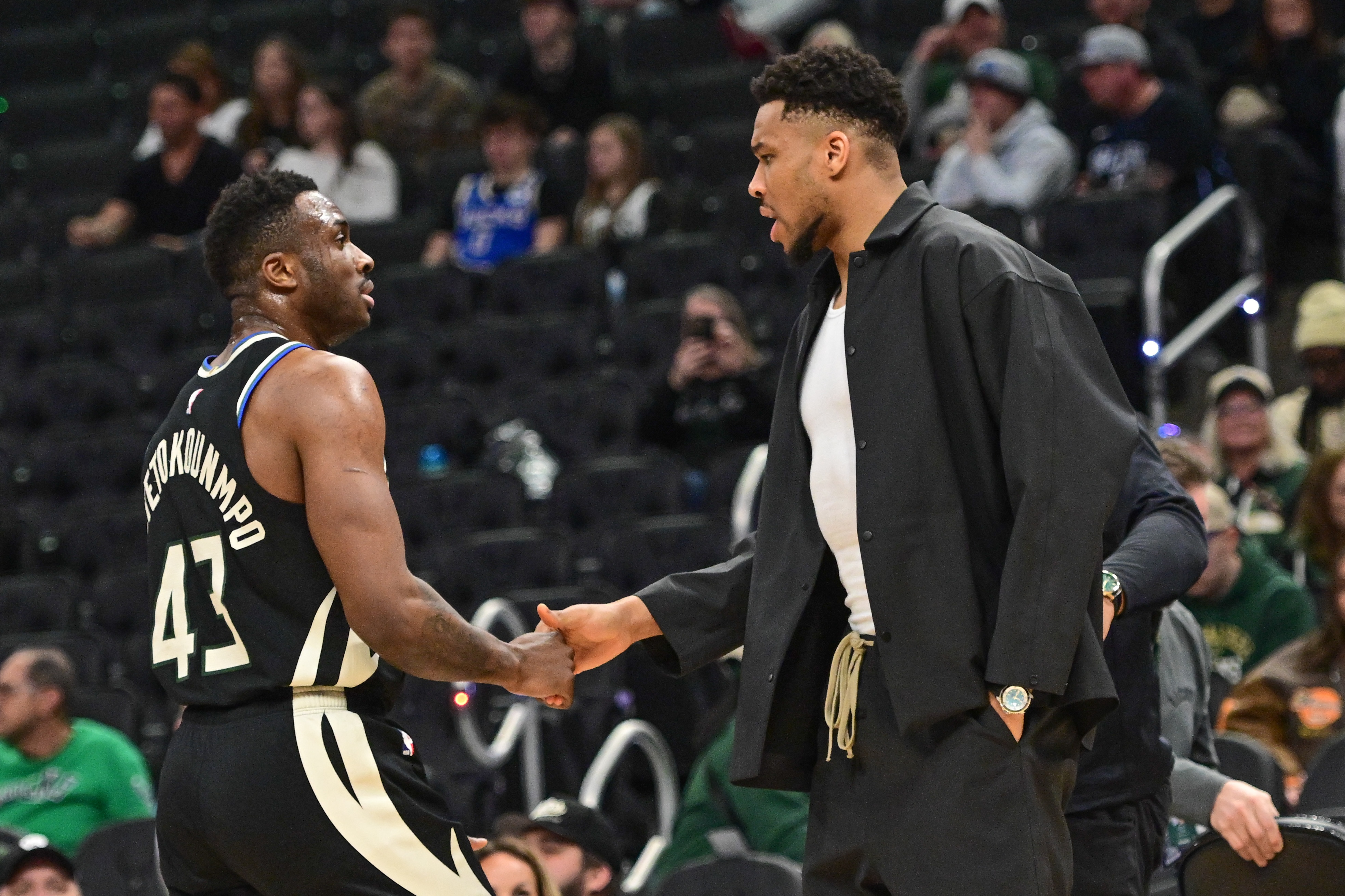 雄鹿慘敗綠軍 字母兄弟垃圾時間登場合計3中0