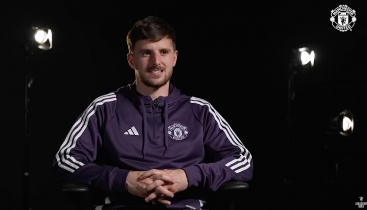 芒特專訪揭秘曼聯(lián)更衣室音樂(lè)生態(tài) 達(dá)洛特掌舵歌單齊爾克澤主唱