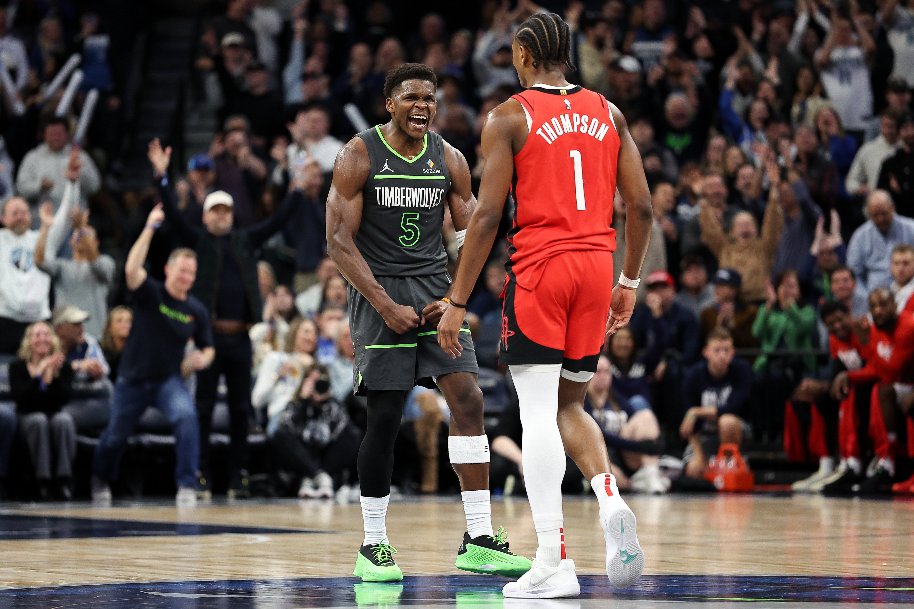 東契奇腿筋二級(jí)拉傷賽季或報(bào)銷(xiāo) 湖人爭(zhēng)冠前景急轉(zhuǎn)直下