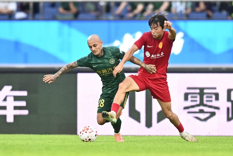 米特里策染紅或遭追罰 浙江隊核心依賴癥暴露