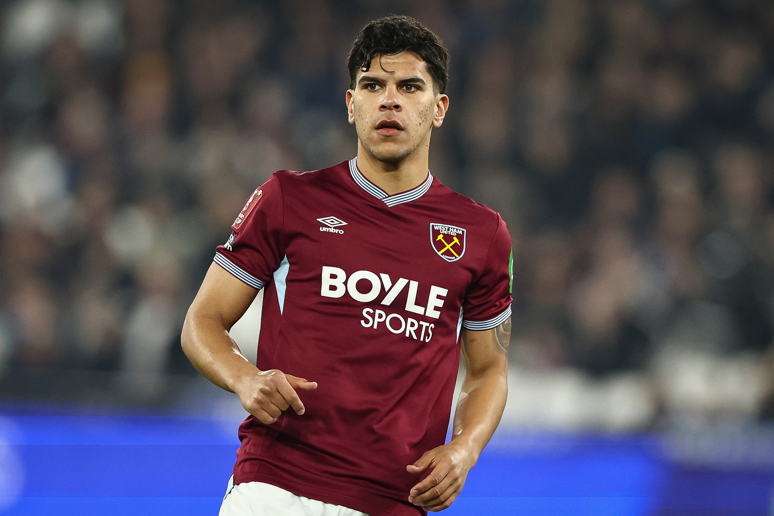 M費(fèi)文身紀(jì)念啟蒙恩師 每日對(duì)話(huà)激勵(lì)世界杯夢(mèng)想