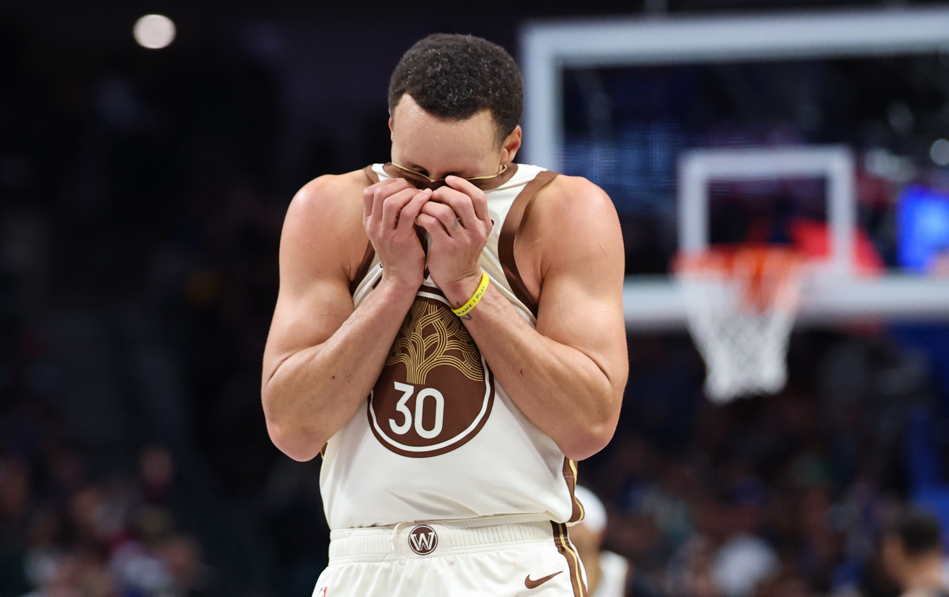 庫里常規(guī)賽末段復出 勇士季后賽前景與選秀資產(chǎn)陷兩難