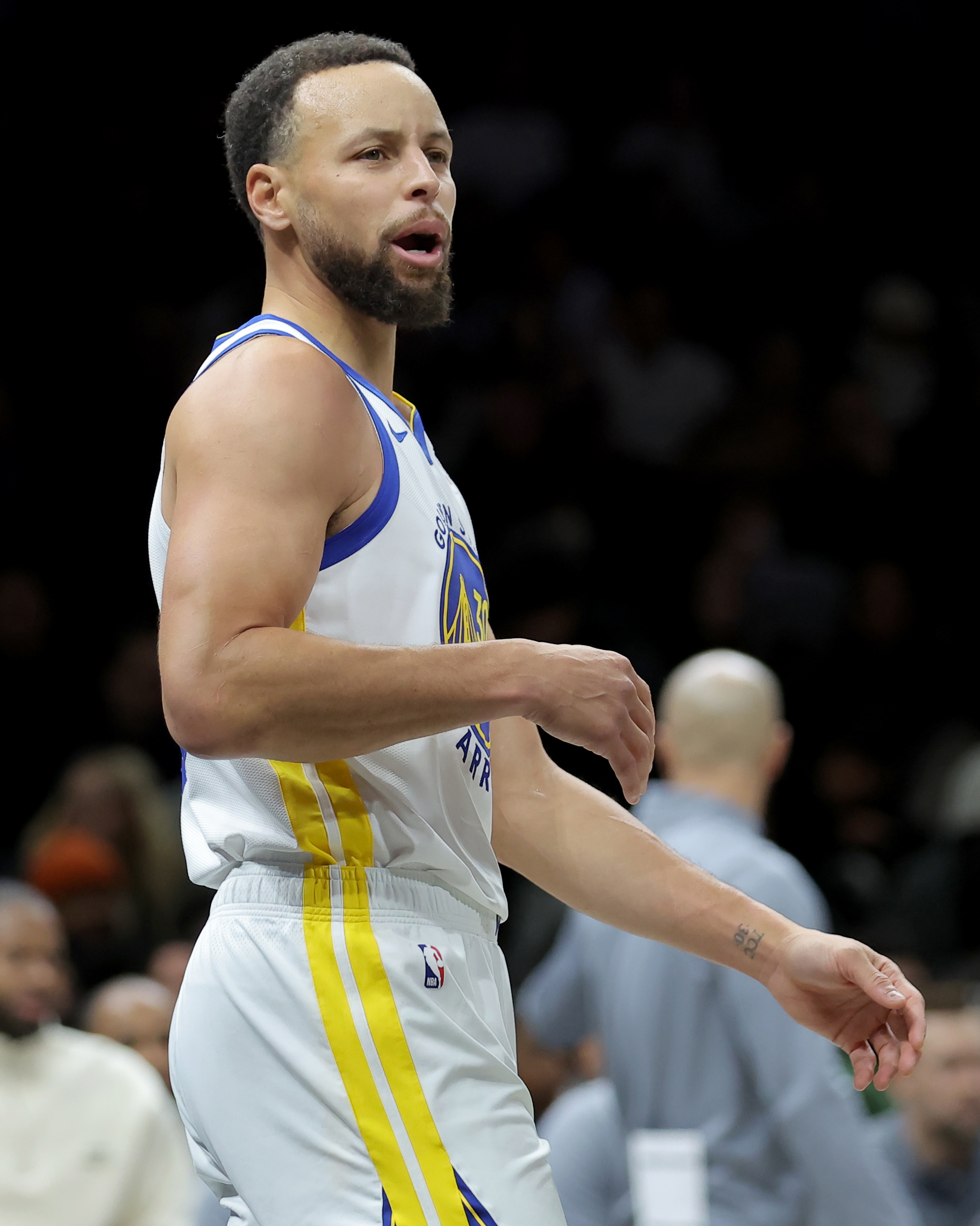 庫里常規(guī)賽末段復出 勇士季后賽前景與選秀資產(chǎn)陷兩難