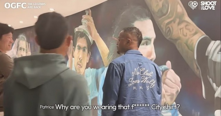 埃弗拉樸智星造訪特維斯豪宅 前曼聯(lián)隊(duì)友嘲諷曼城球衣