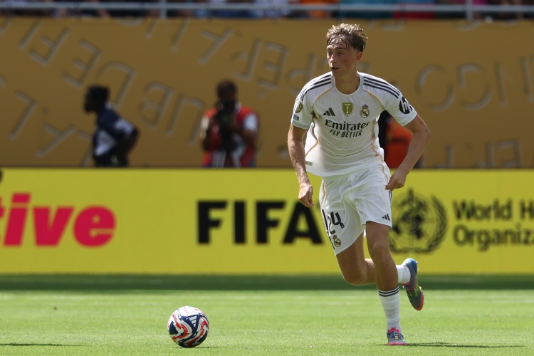 米利唐復(fù)出鎖定主力 赫伊森首發(fā)地位動搖