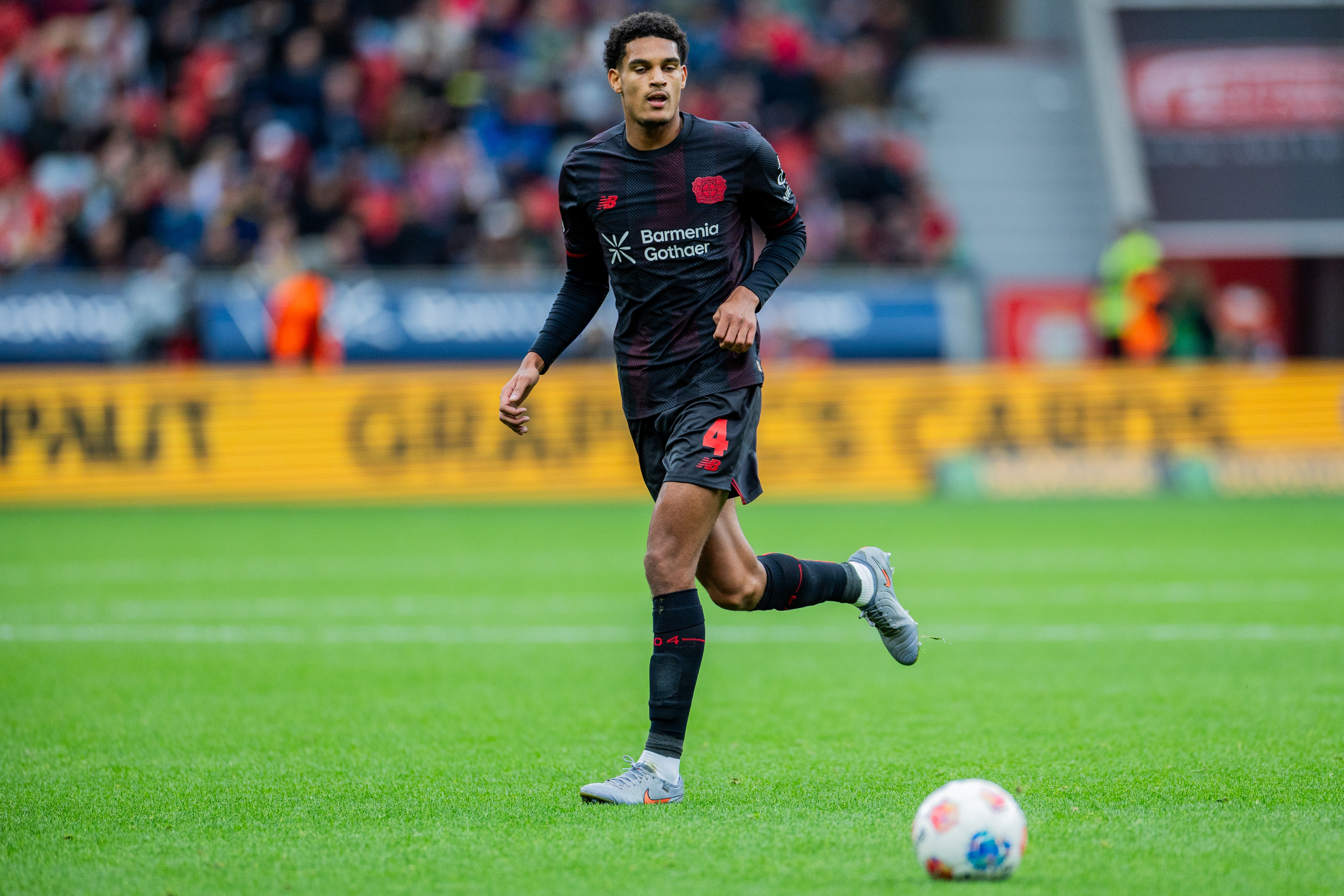 德天空披露利物浦寬薩回購(gòu)條款 8000萬(wàn)歐截止5月底