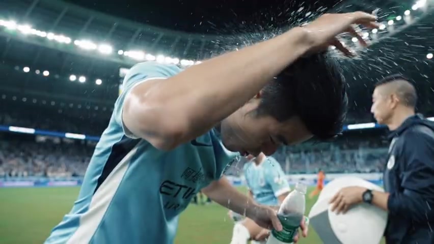 深圳新鵬城主場一球惜敗云南玉昆 三球落后頑強(qiáng)追分難挽敗局 深圳新鵬城主場一球惜敗云南玉昆 三球落后頑強(qiáng)追分難挽敗局