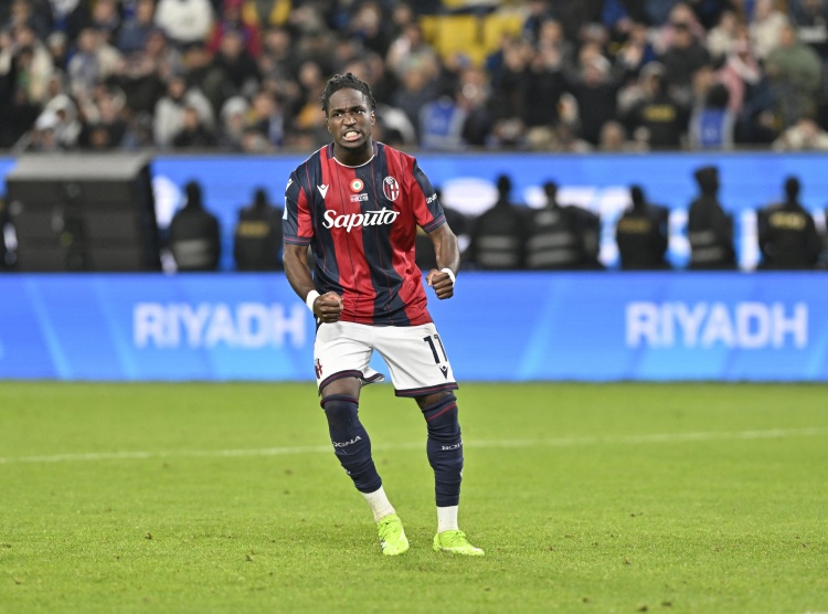 博洛尼亞歐聯(lián)杯慘敗維拉出局 喬納森·羅稱需從失利中學(xué)習(xí)