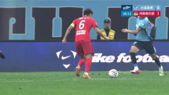 呂焯毅補(bǔ)時(shí)世界波絕殺 大連英博2-1逆轉(zhuǎn)河南豪取四連勝