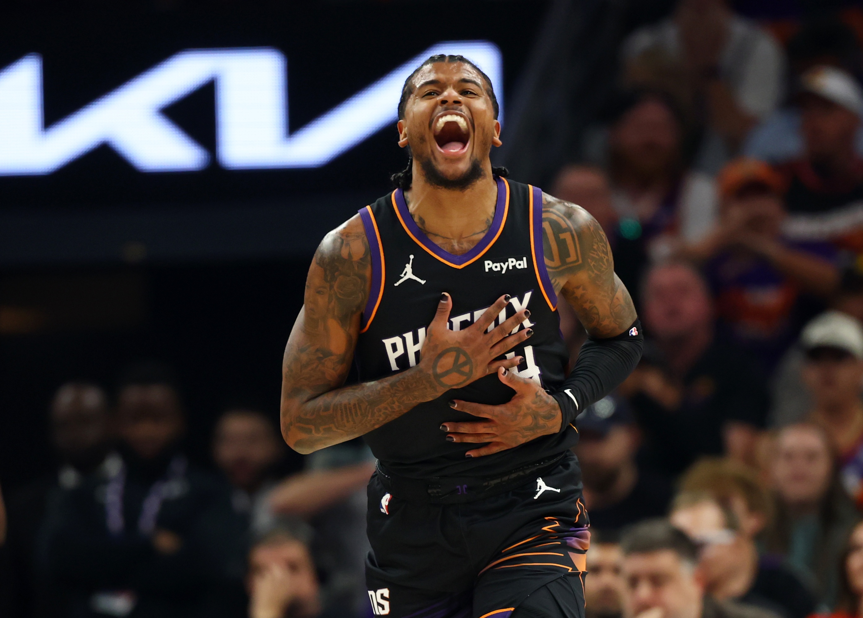 太陽(yáng)無(wú)限換防鎖死庫(kù)追擋拆 格林36分送勇士出局