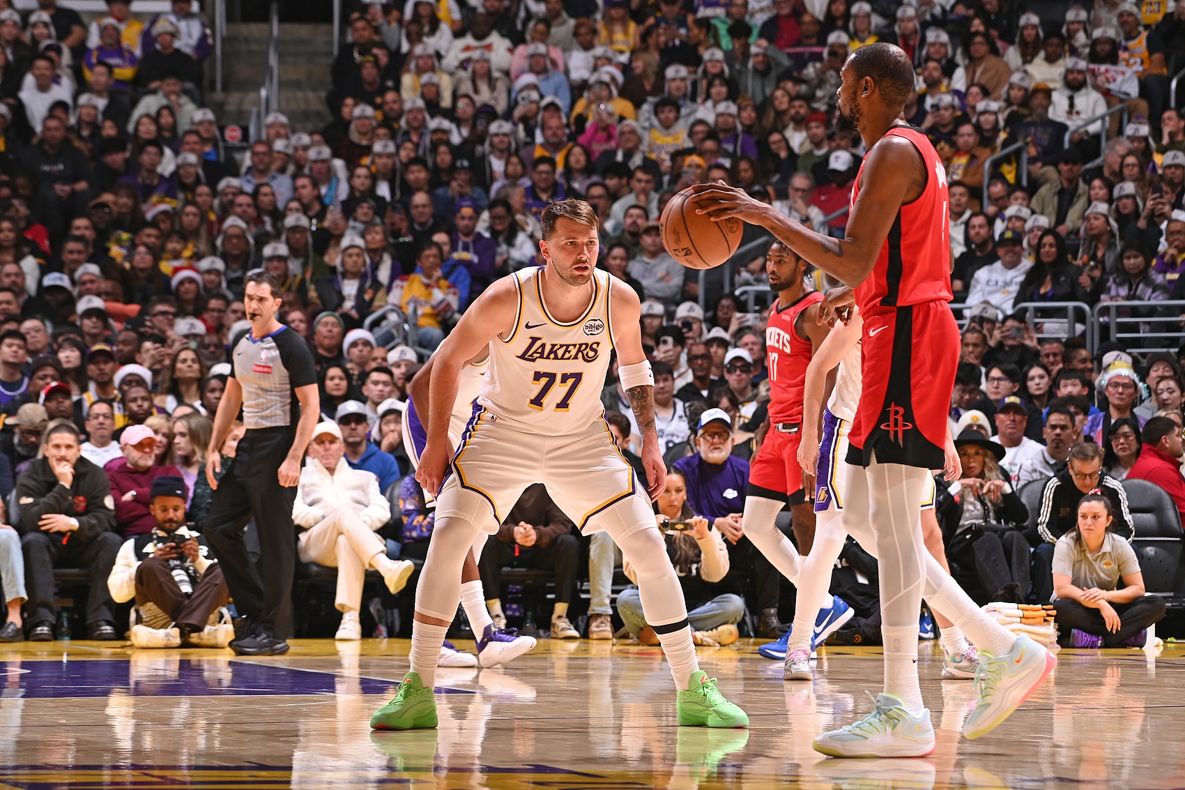 醫(yī)學(xué)專(zhuān)家預(yù)測(cè)杜蘭特周三復(fù)出 東契奇目標(biāo)瞄準(zhǔn)次輪