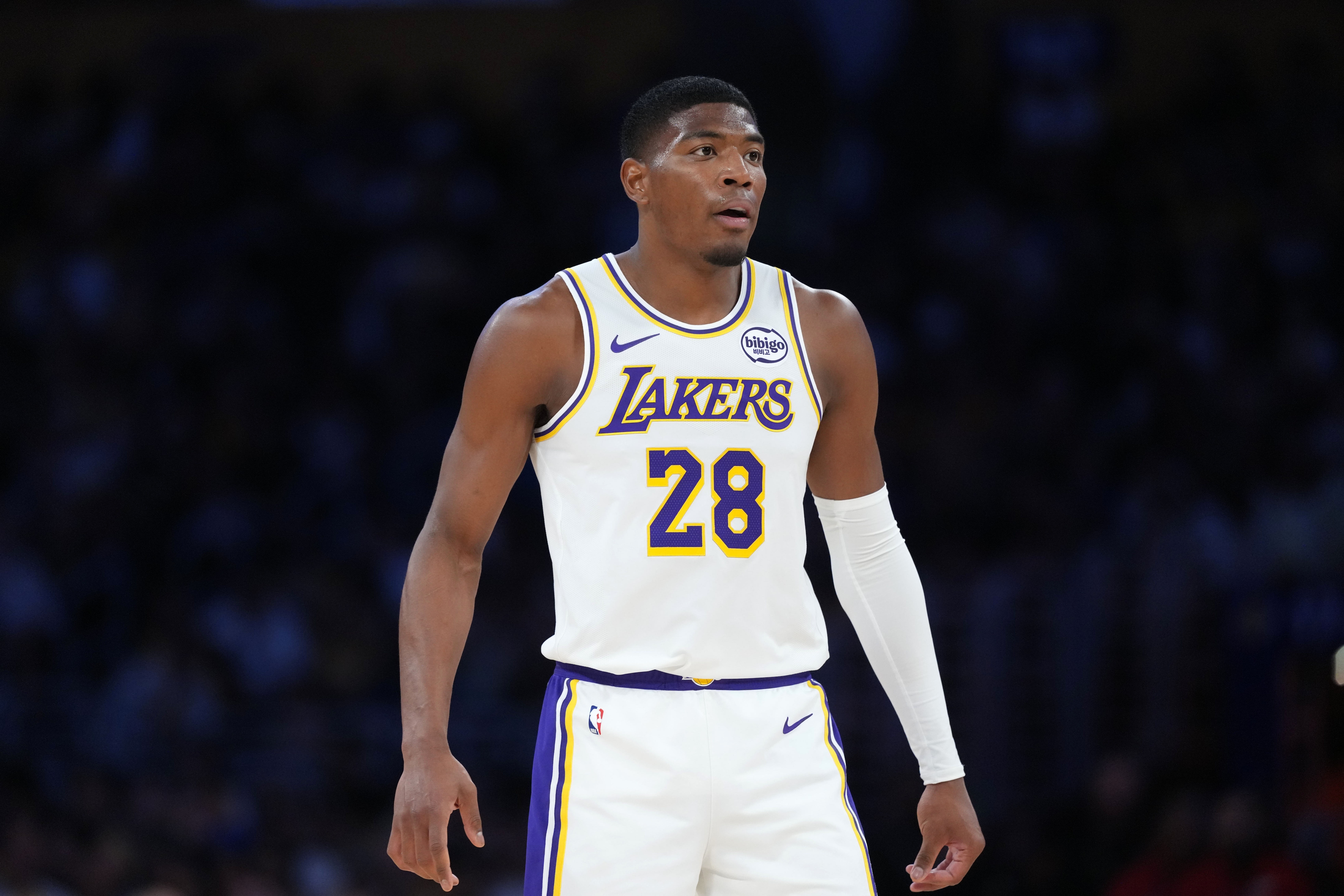 八村塁談季后賽負荷 攻防兼顧與團隊溝通成關(guān)鍵