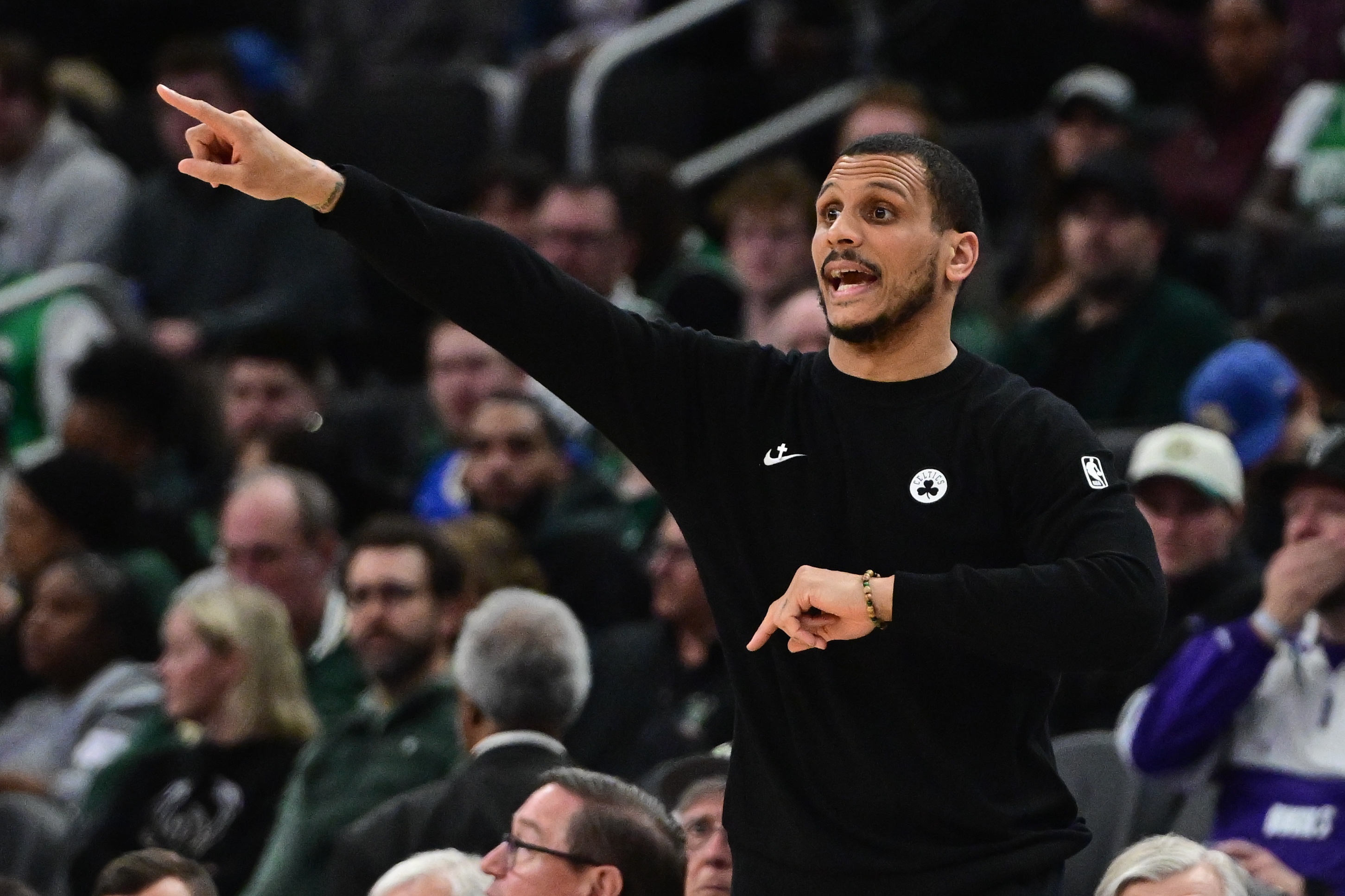 殘陣湖人2-0火箭：雷迪克防守大師課，烏度卡進(jìn)攻無解