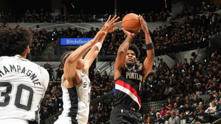 烏度卡夾擊詹姆斯反成杜蘭特噩夢(mèng)，火箭兩戰(zhàn)暴露致命短板