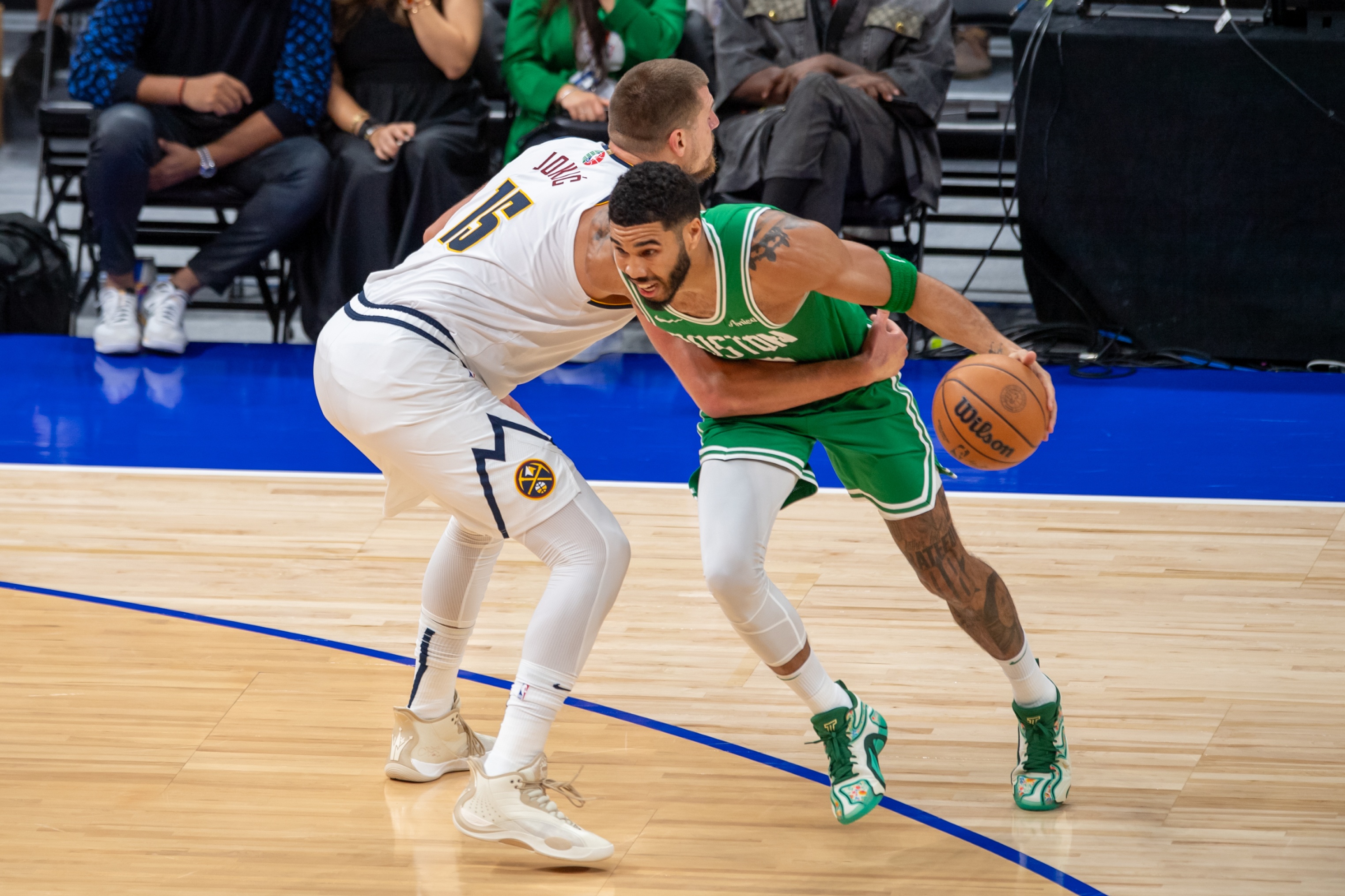 塔圖姆2110分領(lǐng)跑20年至今季后賽得分榜，約基奇布朗緊隨其后