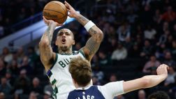 [庫(kù)茲馬個(gè)人集錦]三分6中0！庫(kù)茲馬vs獨(dú)行俠拿到20分6板集錦