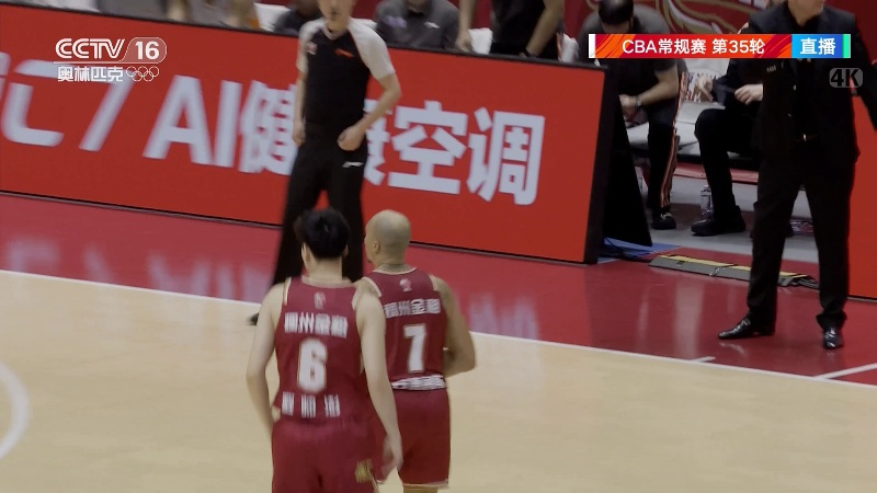 [CCTV全場(chǎng)集錦]??浙江擊敗福建取5連勝 約翰遜33+21 程帥澎10中2 鄒陽(yáng)18+5