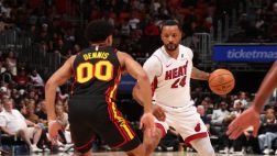 [鮑威爾個人集錦]能內(nèi)能外！鮑威爾vs老鷹砍下25分集錦