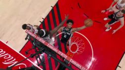 [哈珀隔扣]勁爆身體素質(zhì)！哈珀甩開亨德森炸裂滯空隔扣羅威